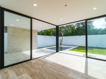 Venta de casa con 3 habitaciones en Privada Residencial Tamara