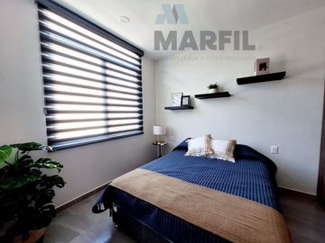 Venta de Casa de 3 Recámaras en Coto Privado con Alberca en Colima Centro