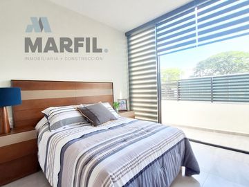 Venta de Casa de 3 Recámaras en Coto Privado con Alberca en Colima Centro