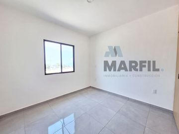 Venta de Casa con Habitación en planta baja al Norte de Villa de Álvarez Colima