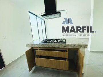 Venta de Casa con Habitación en planta baja al Norte de Villa de Álvarez Colima
