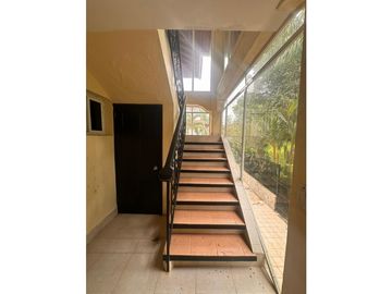 VENTA DE CASA EN ALBROOK, PRECIO NEGOCIABLE