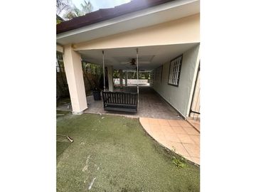 VENTA DE CASA EN ALBROOK, PRECIO NEGOCIABLE