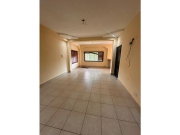 VENTA DE CASA EN ALBROOK, PRECIO NEGOCIABLE