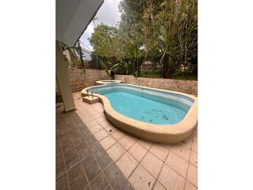 VENTA DE CASA EN ALBROOK, PRECIO NEGOCIABLE
