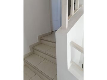 VENTA DE HERMOSA CASA DUPLEX EN PASEO DE CANTABRIA