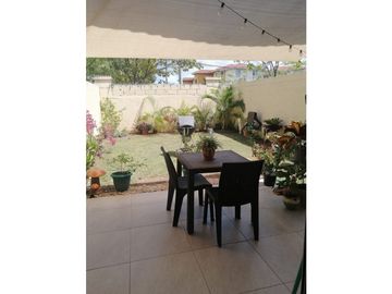 VENTA DE HERMOSA CASA DUPLEX EN PASEO DE CANTABRIA