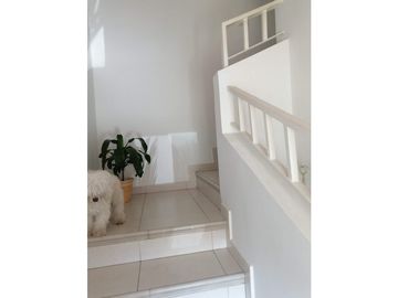VENTA DE HERMOSA CASA DUPLEX EN PASEO DE CANTABRIA