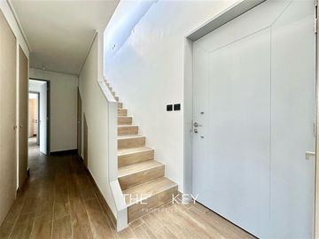 Departamento en Venta en Alférez Real - Miguel Claro