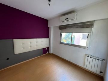 VENTA DE DEPARTAMENTO 2 AMBIENTES EN PLENO CENTRO DE MONTE GRANDE - CON COCHERA