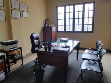 Casas como Oficina Alquiler AV. DOS DE MAYO  - MIRAFLORES