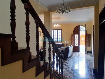 Casas como Oficina Alquiler AV. DOS DE MAYO  - MIRAFLORES