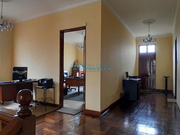 Casas como Oficina Alquiler AV. DOS DE MAYO  - MIRAFLORES