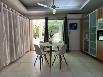 Casa en Venta y Renta en Zona Hotelera