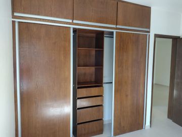 CASA EN VENTA EN BELLATERRA