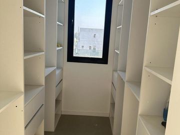 CASA EN VENTA  5 Amb -  LAGOS DE CANNING 1 - CANNING