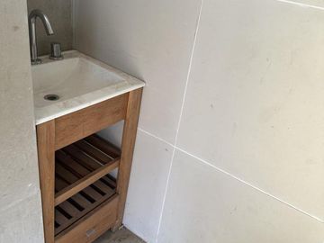 CASA EN VENTA  5 Amb -  LAGOS DE CANNING 1 - CANNING