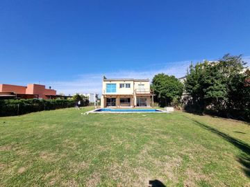 Casa en  Venta en Barrio San Francisco, Villanueva, Tigre
