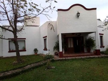 OPORTUNIDAD HOSTAL