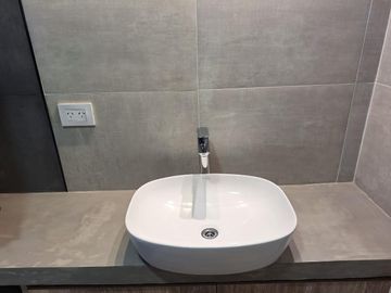 Casa en venta - 3 Dormitorios 3 Baños - Cochera - 1019,15Mts2 - Escobar