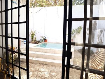 CASA EN VENTA AMUEBLADA - LA ERMITA , CENTRO, MÉRIDA