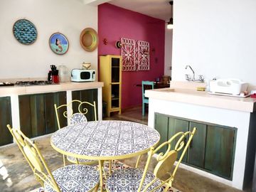 CASA EN VENTA AMUEBLADA - LA ERMITA , CENTRO, MÉRIDA