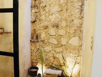 CASA EN VENTA AMUEBLADA - LA ERMITA , CENTRO, MÉRIDA