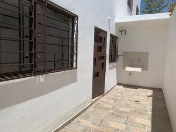 CONJUNTO DE TRES CASAS EN VENTA SAN JUAN DEL RIO QUERETARO