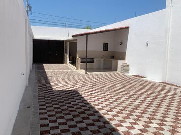 CONJUNTO DE TRES CASAS EN VENTA SAN JUAN DEL RIO QUERETARO