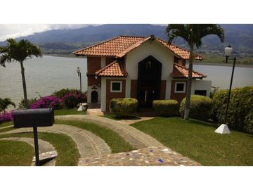 Venta Finca de Recreación Calima Valle del Cauca (ZH)