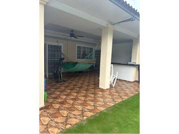 VENDO HERMOSA CASA URBANIZACION BRISAS DEL GOLF