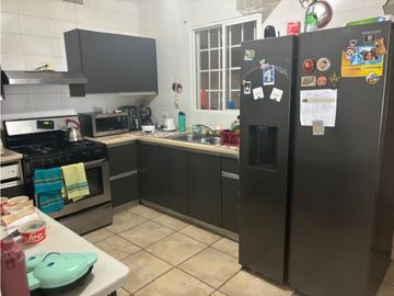 VENDO HERMOSA CASA URBANIZACION BRISAS DEL GOLF
