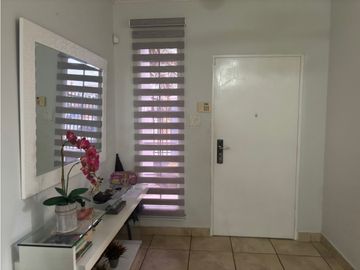 VENDO HERMOSA CASA URBANIZACION BRISAS DEL GOLF
