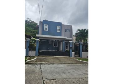 VENDO HERMOSA CASA URBANIZACION BRISAS DEL GOLF