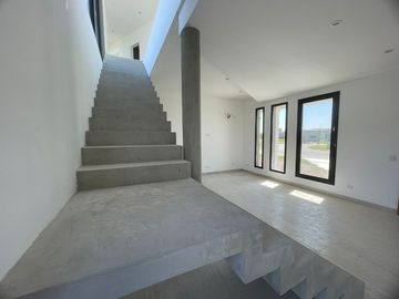 Casa en alquiler en Loma Verde