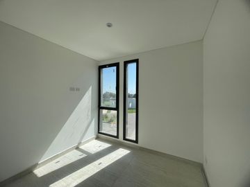 Casa en alquiler en Loma Verde