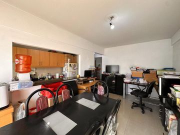 VENTA DEPTO 2 AMB CON COCHERA, SARANDI