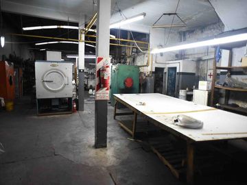 Gran Galpón de 300 m2 cubiertos - Villa Martelli