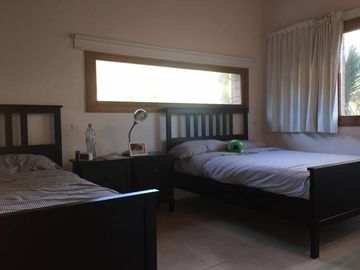 Venta/Permuta - Casa CHALET INGLES de 4 ambientes en Pinamar - La Herradura