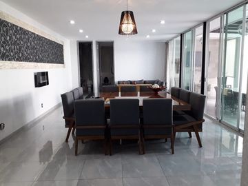 VENTA o RENTA CASA EN LEÓN, CAÑADA DEL REFUGIO SUR