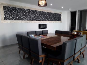 VENTA o RENTA CASA EN LEÓN, CAÑADA DEL REFUGIO SUR