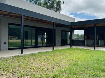 Casa en Venta Barrio La Aldea Colón Entre Ríos