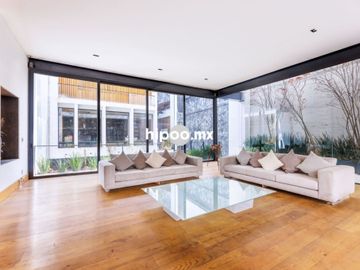 Nuevo Casa en venta en Jardines del Pedregal