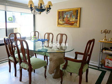 Casa en venta en Lomas de Tecamachalco