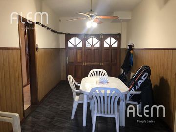 Casa en venta en Banfield, Lomas de Zamora