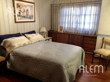 Casa en venta en Banfield, Lomas de Zamora