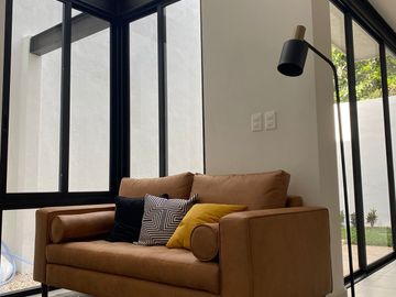 TOWNHOUSE EN VENTA, EXCELENTE UBICACIÓN ZONA NORTE, CHOLUL