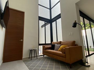TOWNHOUSE EN VENTA, EXCELENTE UBICACIÓN ZONA NORTE, CHOLUL