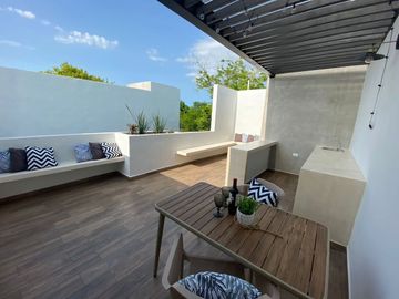 TOWNHOUSE EN VENTA, EXCELENTE UBICACIÓN ZONA NORTE, CHOLUL