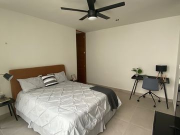 TOWNHOUSE EN VENTA, EXCELENTE UBICACIÓN ZONA NORTE, CHOLUL